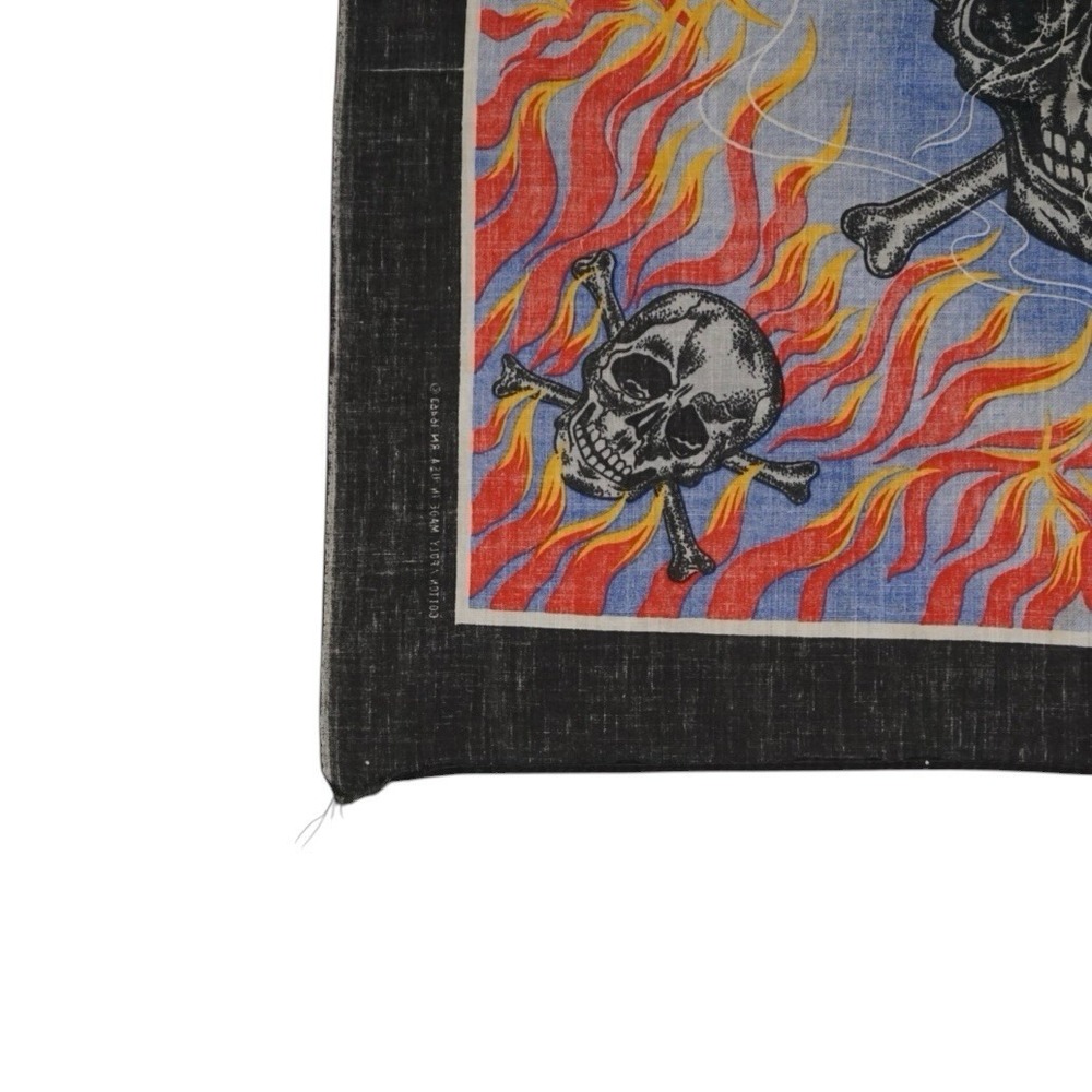 Vintage 1990s Skull & Cross Bones Flame All Over Print Biker USA Bandana - Picture 7 of 9